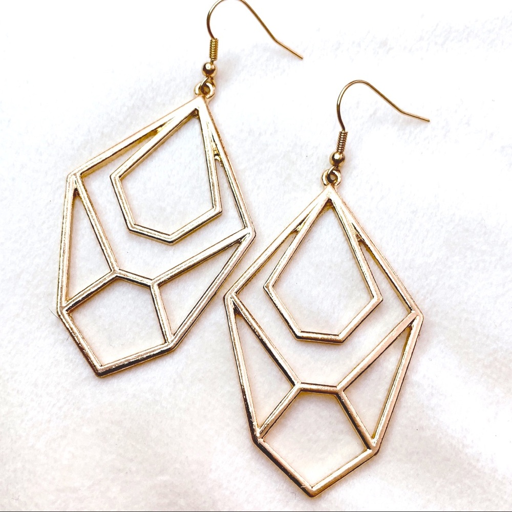 ❣️$25/3❣️Huge Art Deco Dangle Earrings